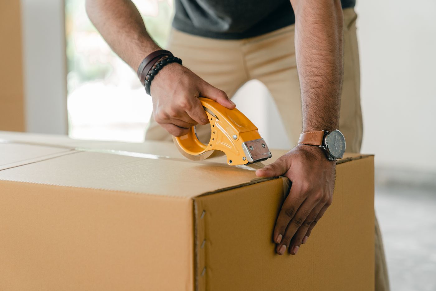 Packing cargo before transport
